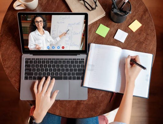 Advantages and Disadvantages of Online Education