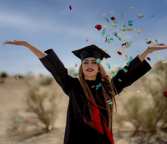 Advancing Education: 21 Accredited Distance Learning Universities