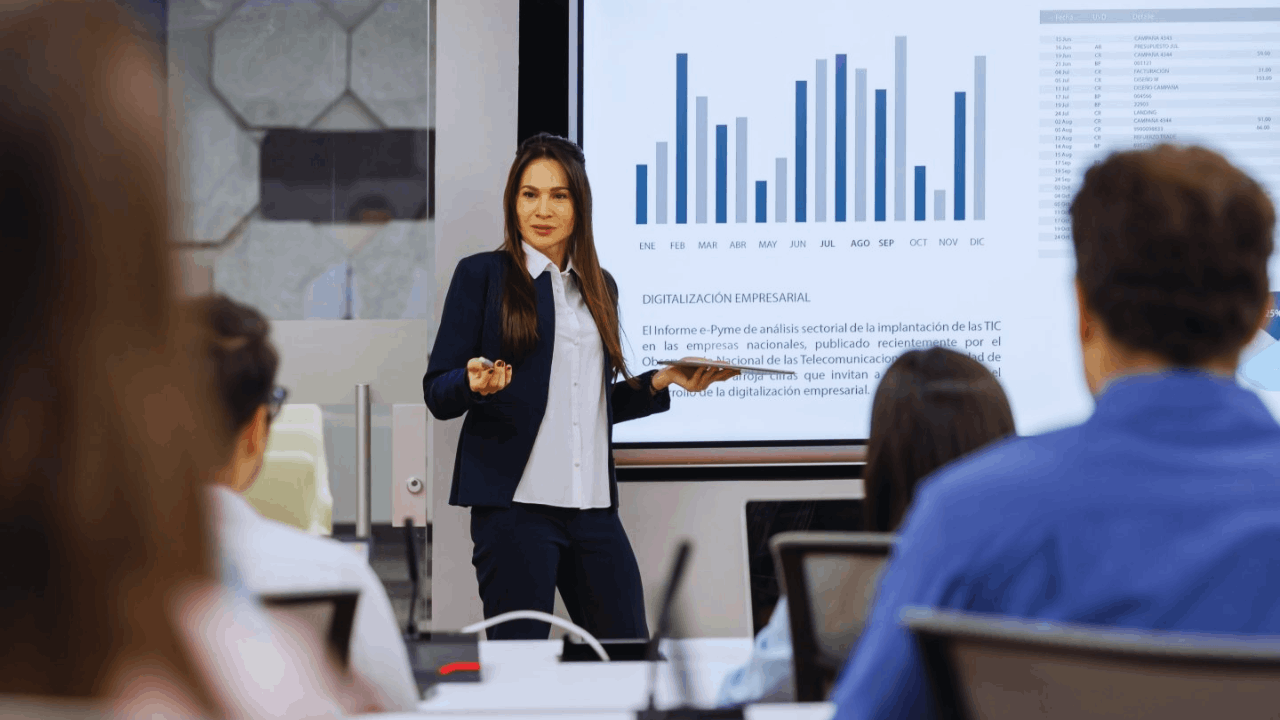 How to Choose the Best Accredited Online MBA in 2025