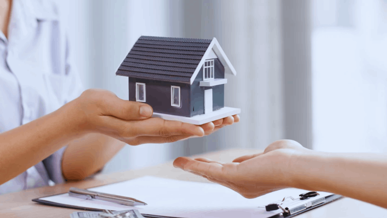How to Lower Home Insurance Premiums Without Losing Coverage